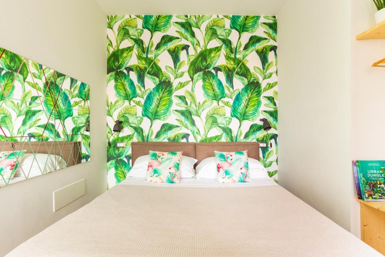 Duomo Views, Light, Jungle-Inspired Studio With Terrace Milano Exteriör bild